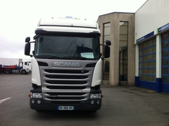 SCANIA R440LA