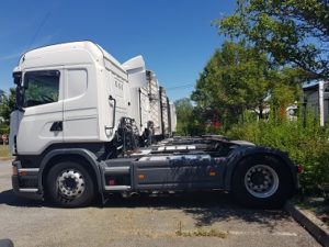 SCANIA R440LA