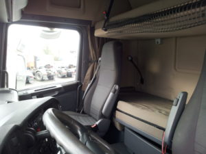 SCANIA R440LA