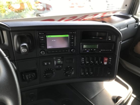 SCANIA R450LA