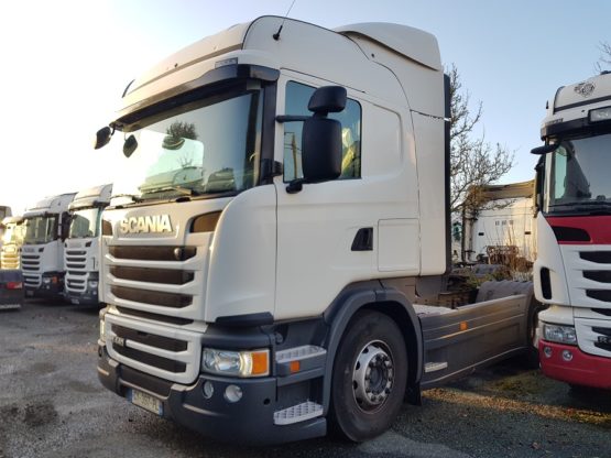 SCANIA G440LA