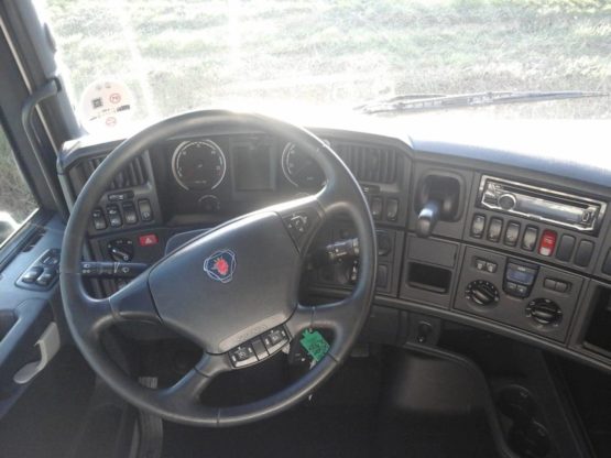 SCANIA R410LA