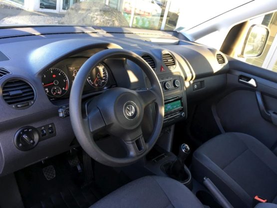 VOLKSWAGEN CADDY LIFE 5PL