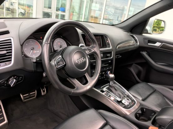 AUDI SQ5 V6 3.0 TDI 313 AVUS QUATTRO