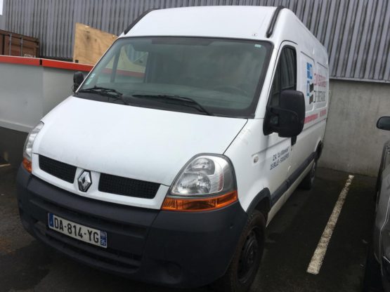 RENAULT MASTER FGN L2H2 3.3T 2.5 DCI 100