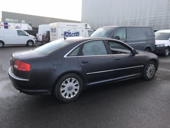 AUDI A8 3.0 V6 TDI AVUS QUATTRO TIPTRONIC A